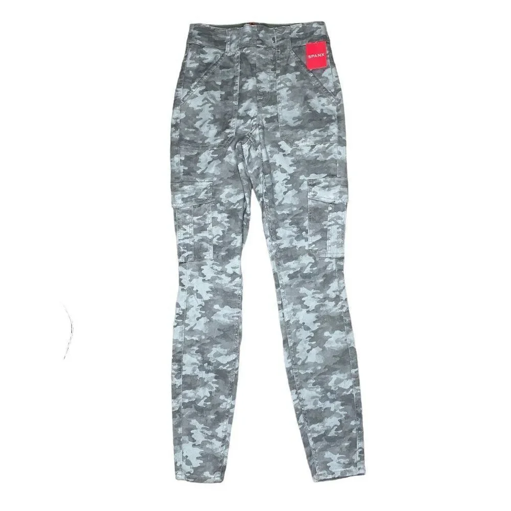 NWT Spanx Stretch Twill Ankle Cargo Pants Stonewashed Camo Small